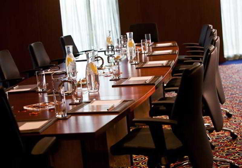 Courtyard By Marriott Doha City Center Eksteriør bilde