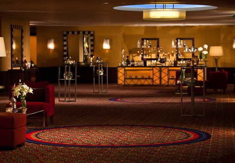 Courtyard By Marriott Doha City Center Eksteriør bilde